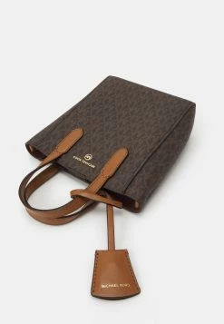 MICHAEL Michael Kors SINCLAIR XS TOTE XBODY - Across Body Bag - Brown/acorn 13 MICHAEL Michael Kors SINCLAIR XS TOTE XBODY - Across Body Bag - Brown/acorn -MICHAEL Michael Kors shop c0ecaa6d6a8c4299a1fea0d21ff82613