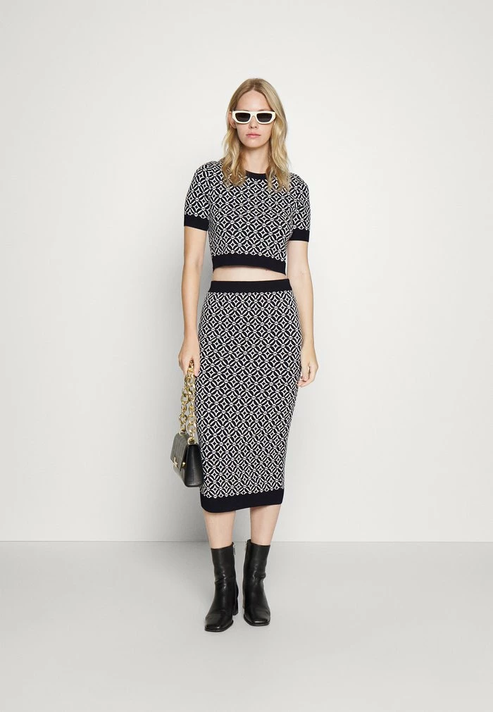 MICHAEL Michael Kors MK LOGO TIE CREW - Blouse - Black/bone 4 MICHAEL Michael Kors MK LOGO TIE CREW - Blouse - Black/bone - Image 2