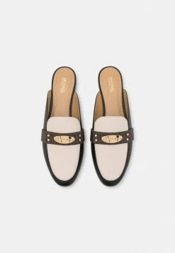 MICHAEL Michael Kors PLATE MULE - Mules - Black/light Cream 11 MICHAEL Michael Kors PLATE MULE - Mules - Black/light Cream -MICHAEL Michael Kors shop d640597b09e343ba97cba93b428de4a1