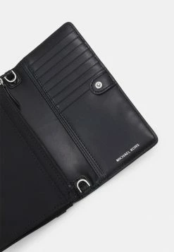 MICHAEL Michael Kors JET PHONE XBODY - Wallet - Black/optic White -MICHAEL Michael Kors shop d79b945f293249658a0ca331169c6a92