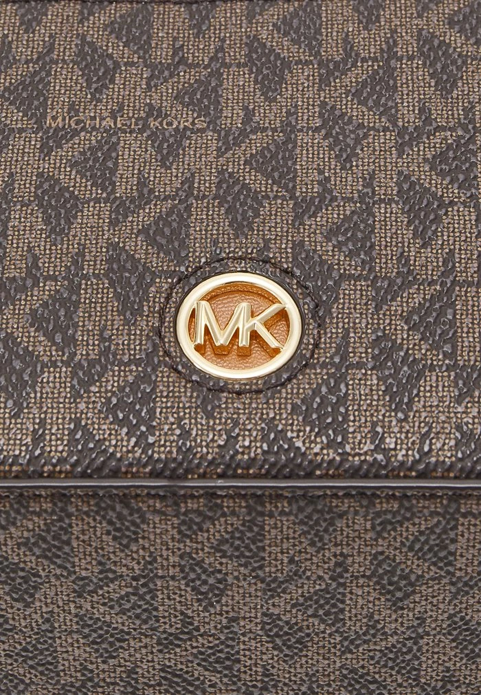 MICHAEL Michael Kors OVAL TRUNK XBODY - Across Body Bag - Brownn/acorn 9 MICHAEL Michael Kors OVAL TRUNK XBODY - Across Body Bag - Brownn/acorn - Image 7