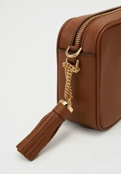 MICHAEL Michael Kors JET CAMERA BAG - Across Body Bag - Tan -MICHAEL Michael Kors shop da36224d4dfb49599404817d7d09f34c