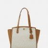 MICHAEL Michael Kors CHANTAL TOTE - Tote Bag - Vanilla/acrn -MICHAEL Michael Kors shop e502982c5dcb482c84dd6eed990c337e