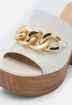 MICHAEL Michael Kors SCARLETT PLATFORM MULE - Clogs - Light Cream 15 MICHAEL Michael Kors SCARLETT PLATFORM MULE - Clogs - Light Cream -MICHAEL Michael Kors shop e71e71fa55a946faaa332114ff919594