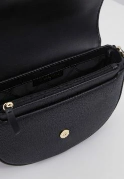 MICHAEL Michael Kors JET SET DOME - Across Body Bag - Black -MICHAEL Michael Kors shop e764a108b0c94fd8b8ccbe628a2b4c49