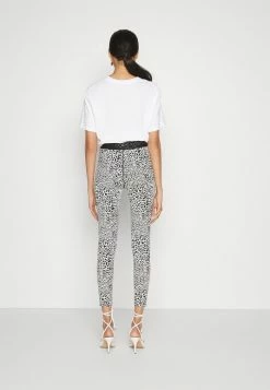 MICHAEL Michael Kors LOGO - Leggings - Trousers - Bone 10 MICHAEL Michael Kors LOGO - Leggings - Trousers - Bone -MICHAEL Michael Kors shop f09e8414ab6640ac9dd24a050d9cda92
