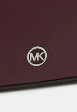 MICHAEL Michael Kors OVAL TRUNK XBODY - Handbag - Merlot 9 MICHAEL Michael Kors OVAL TRUNK XBODY - Handbag - Merlot -MICHAEL Michael Kors shop f70a586024d24bd38a56489384004a87